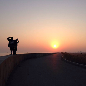 色黄仓库网站在线观看
